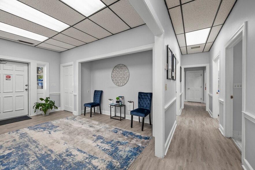 More Photos Of 4375 Silas Creek Pky, Winston-Salem Medical For Sale