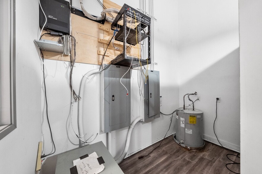 More Photos Of 9630 Research Dr, Irvine Research And Development For Sale