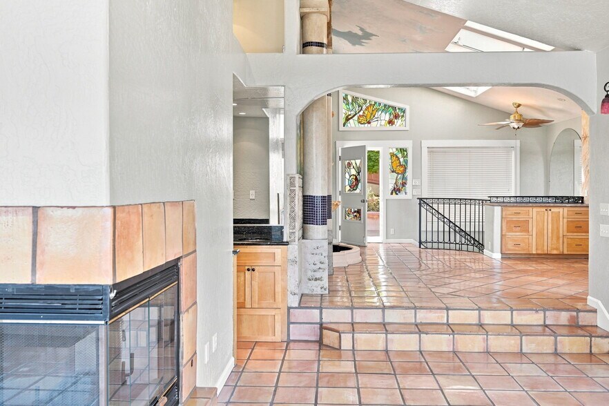 More Photos Of 1135 5th Ave, Crockett Apartments For Sale