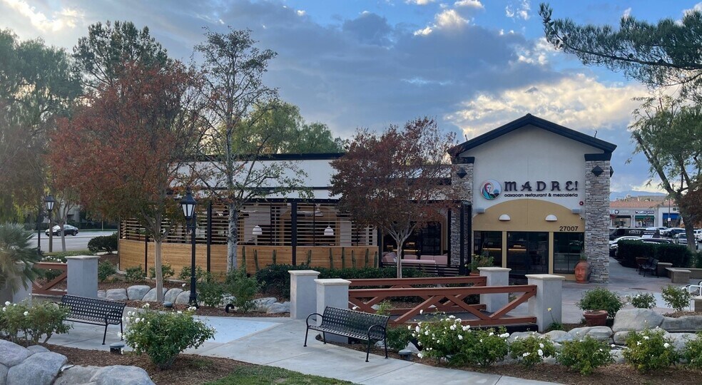 More Photos Of 27003-27103 Mcbean Pky, Valencia Unknown For Lease