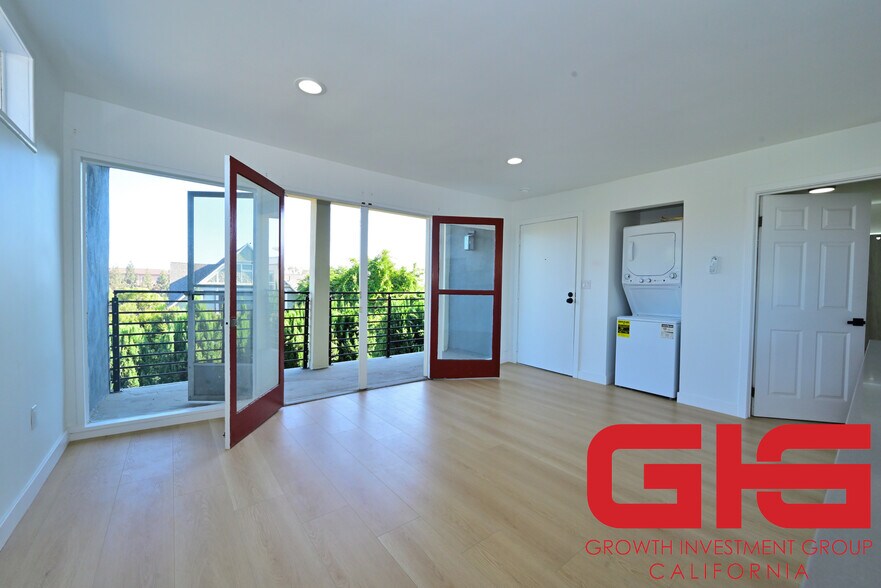 More Photos Of 425 N Raymond Ave, Pasadena Apartments For Sale
