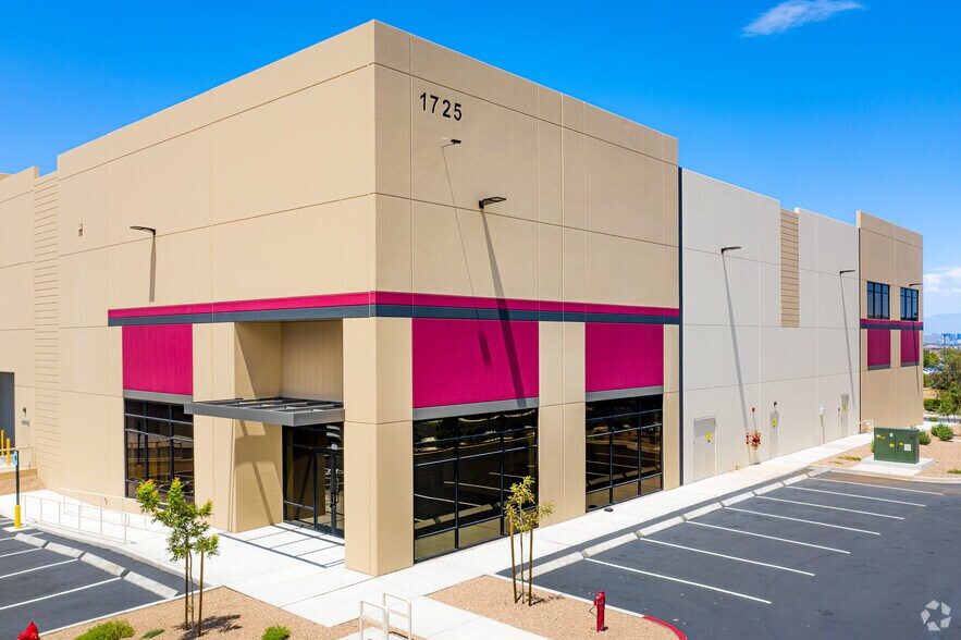 More Photos Of 1725 Chaparral Rd, Henderson Warehouse For Lease