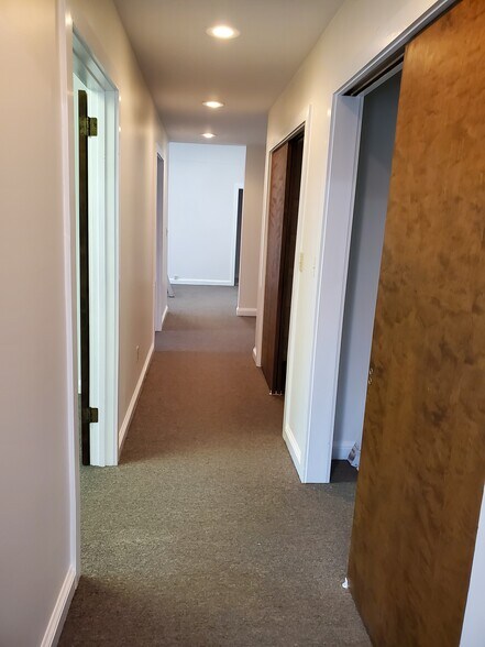 More Photos Of 78 S Courtland St, East Stroudsburg Office For Lease