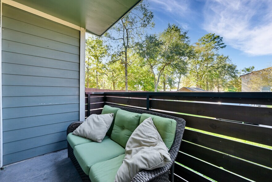 More Photos Of 510 Billie Bess Ln, Conroe Apartments For Sale