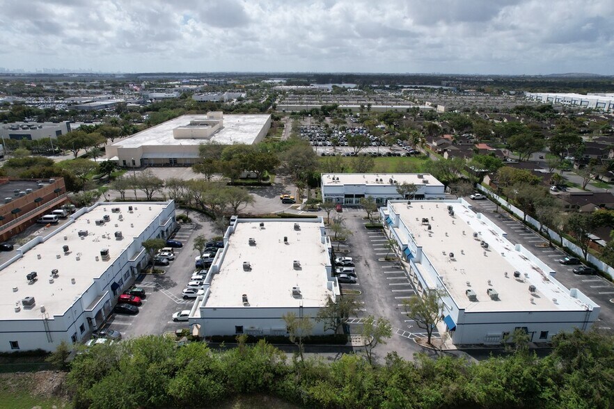 More Photos Of 5951 NW 173rd Dr, Miami Medical For Sale