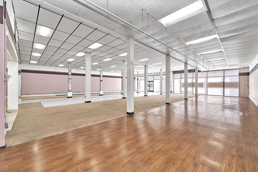 More Photos Of 115 N Western Ave, Los Angeles Storefront For Sale