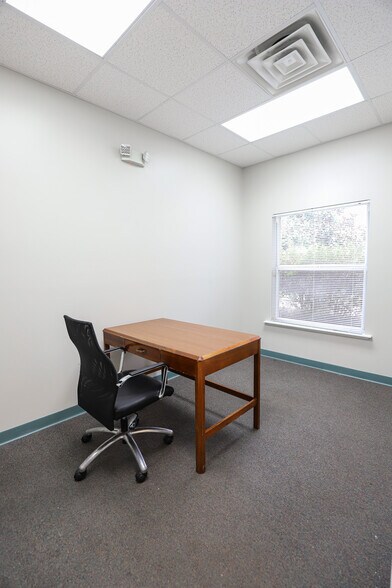 More Photos Of 2030 SW 75th Ter, Gainesville Medical For Lease