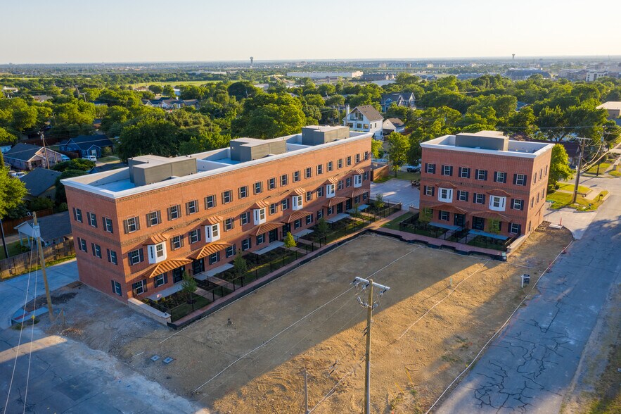 More Photos Of 8763 7th St, Frisco Restaurant For Sale