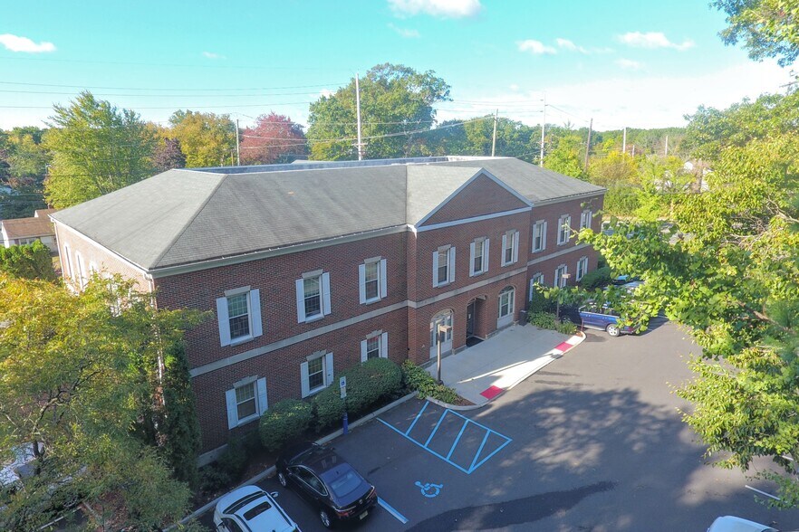 More Photos Of 2 Forest Ave, Oradell Medical For Sale