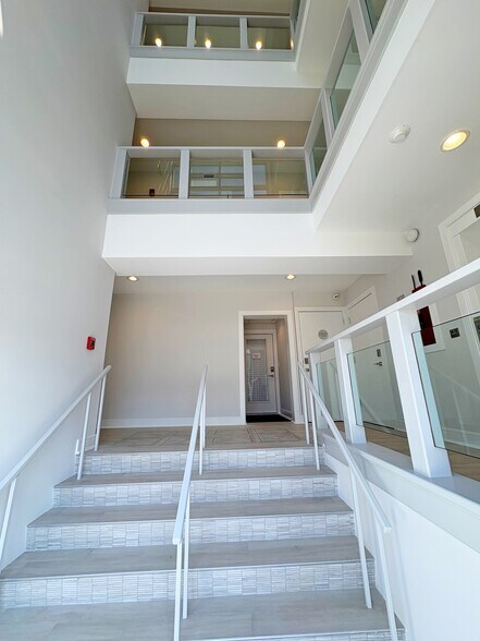 More Photos Of 701 West Ave, Ocean City Medical For Lease