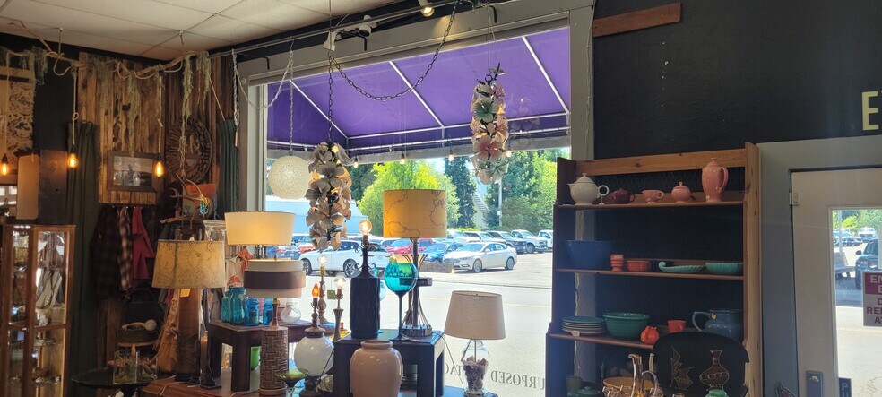 More Photos Of 452 Healdsburg Ave, Healdsburg Storefront For Sale