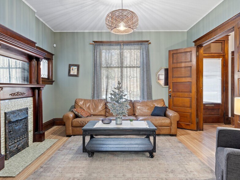 More Photos Of 1554 N Pennsylvania St, Denver Apartments For Sale