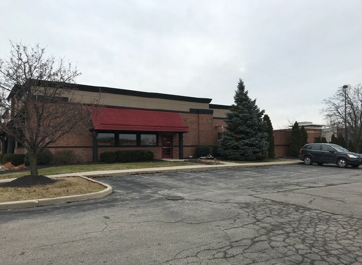 More Photos Of 3939 Morse Crossing, Columbus Restaurant For Sale