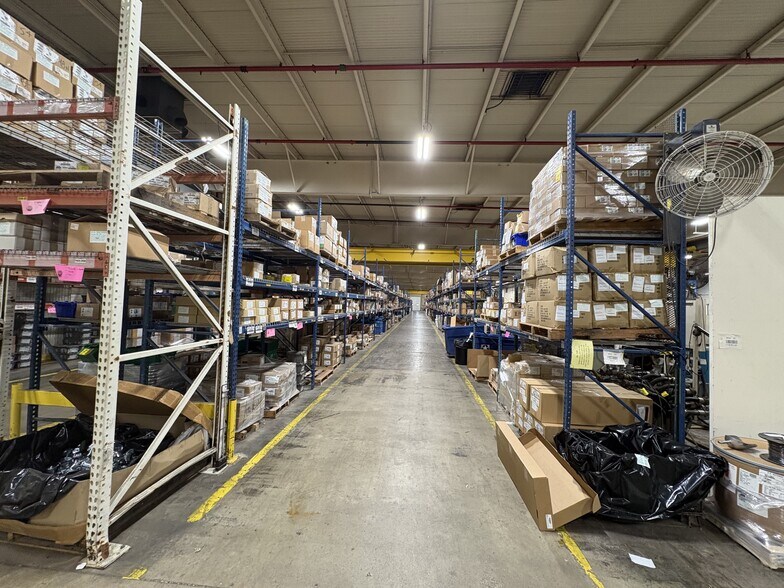 More Photos Of 101 E Industrial Blvd, Logansport Manufacturing For Sale