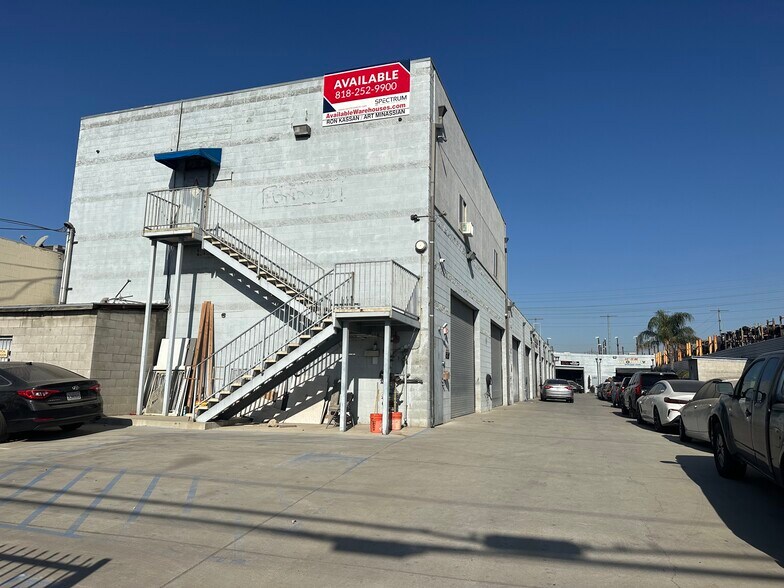 Primary Photo Of 11623 Sheldon St, Sun Valley Auto Salvage Facility For Lease