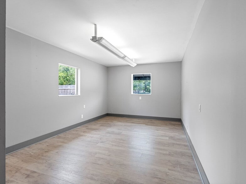 More Photos Of , Tampa Office For Sale