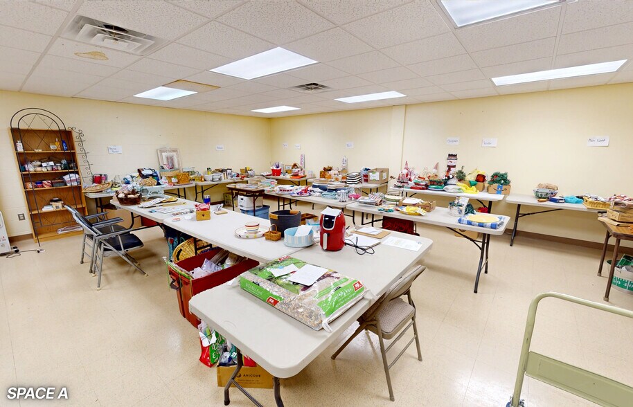 More Photos Of 4493 Bonsack Rd, Roanoke Specialty For Lease