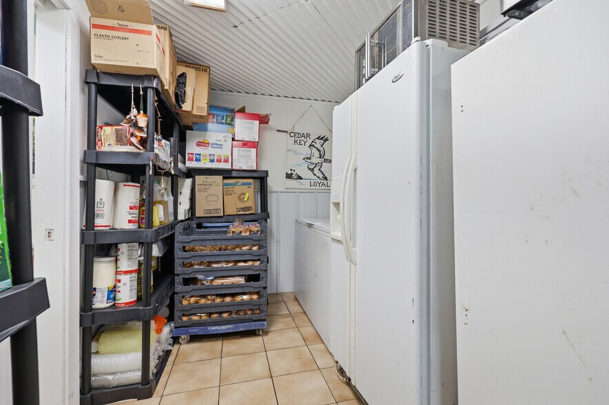 More Photos Of 505 3rd St, Cedar Key Restaurant For Sale