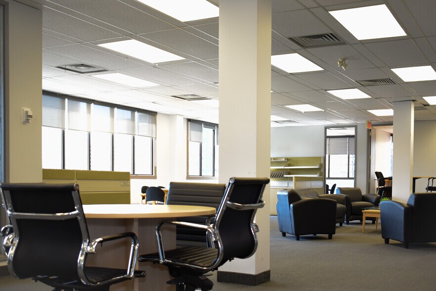 More Photos Of 602 12th Ave SW, Calgary Office For Sale