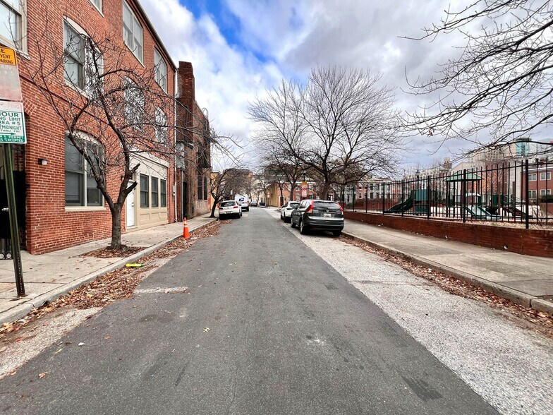 More Photos Of 337-339 S Fremont Ave, Baltimore Warehouse For Sale