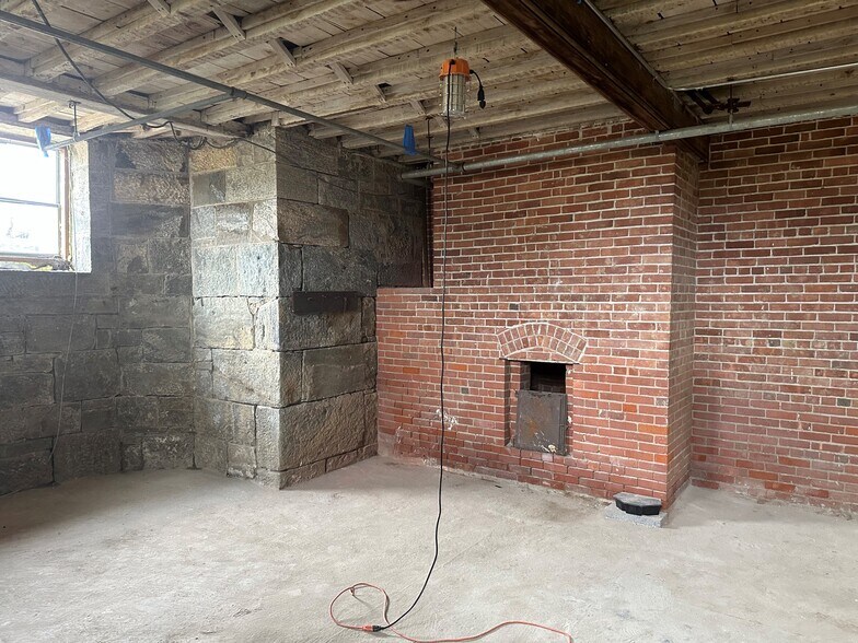 More Photos Of 368 Underhill Ave, Yorktown Heights Specialty For Lease