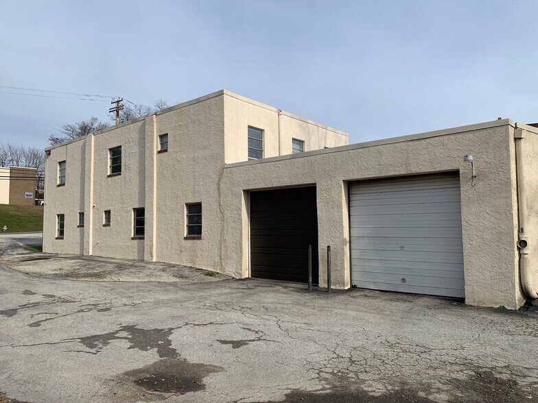 More Photos Of , Broomall Flex For Sale