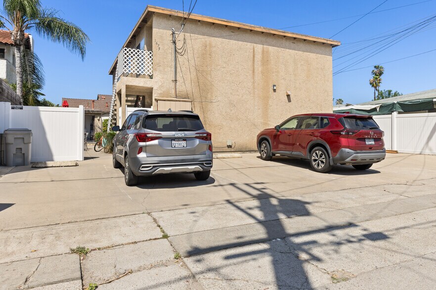 More Photos Of 1671-1673 Missouri St, San Diego Apartments For Sale