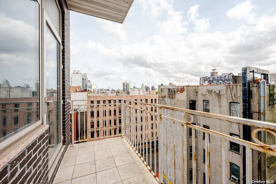 More Photos Of 89 Bowery, New York Medical For Sale