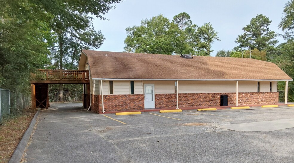 Primary Photo Of 601 N Main St, Swainsboro Office Residential For Sale