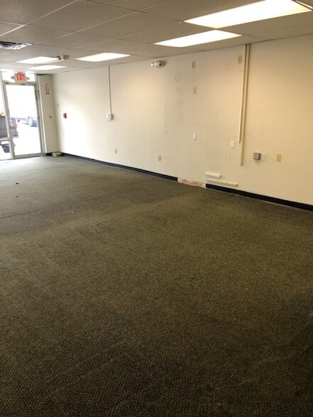 More Photos Of 1500 Atwood Ave, Johnston Unknown For Lease