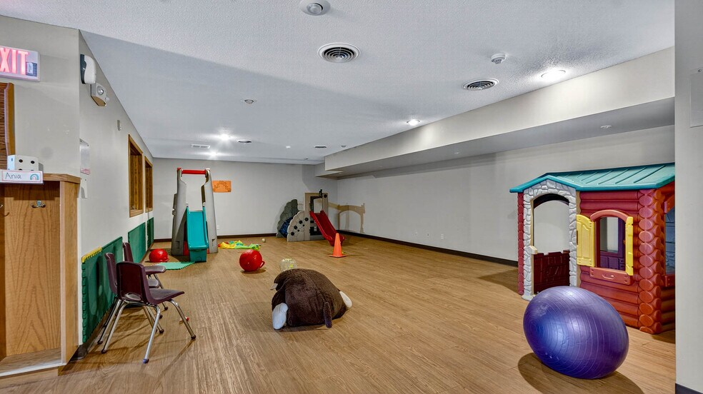 More Photos Of 1612 Truax Blvd, Eau Claire Daycare Center For Sale