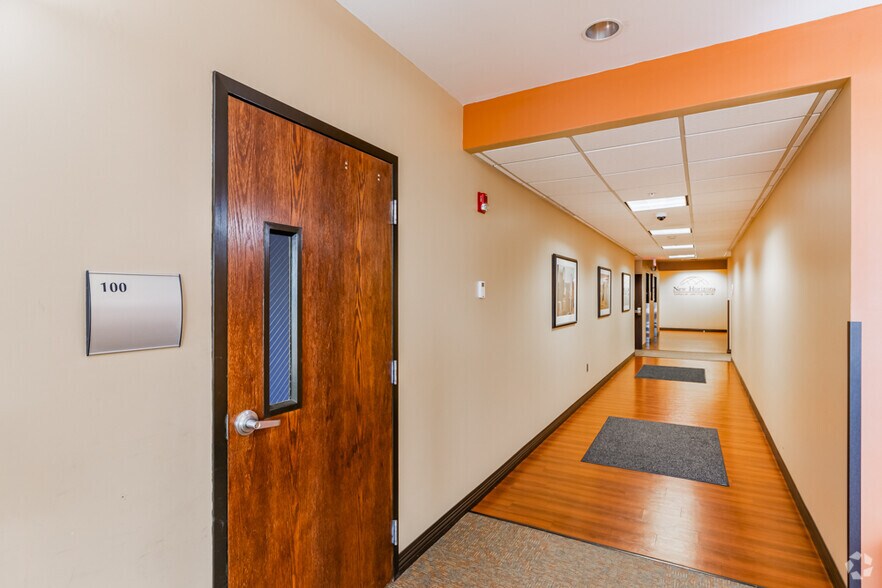 More Photos Of 3 Parkway Center, Pittsburgh Office For Sale