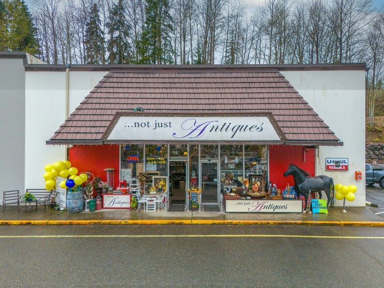 Primary Photo Of 19111 Bothell Way NE, Bothell General Retail For Sale