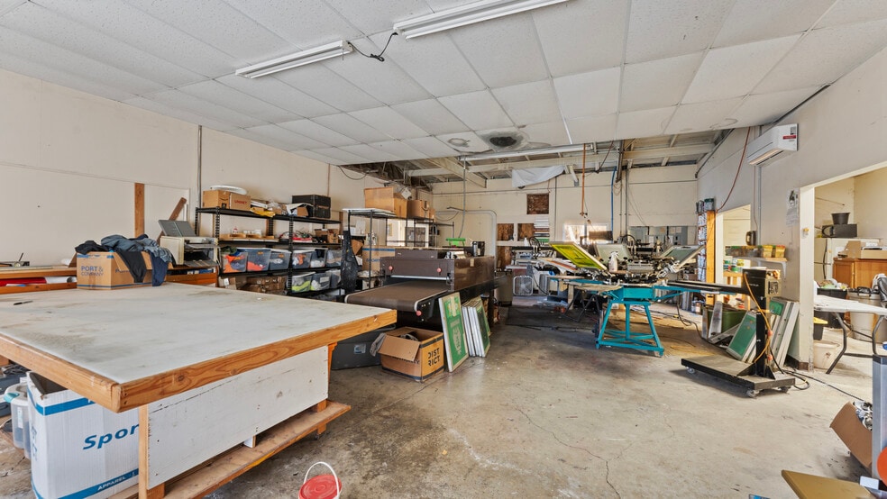 More Photos Of 240 Hwy 101, Bandon Freestanding For Sale