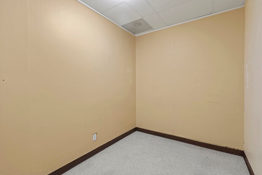 More Photos Of 450 Connecticut St, San Francisco Office For Lease