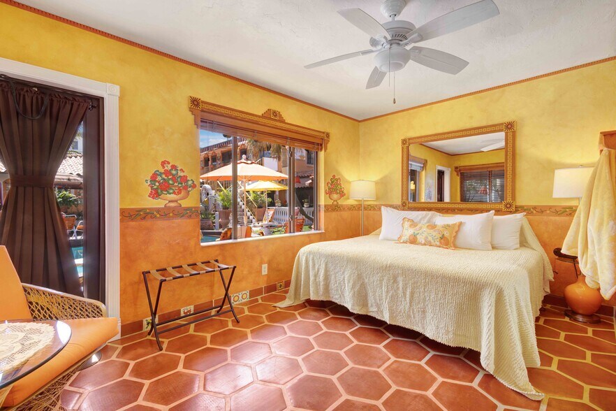 More Photos Of 4525 El Mar Dr, Lauderdale-by-the-Sea Hotel For Sale