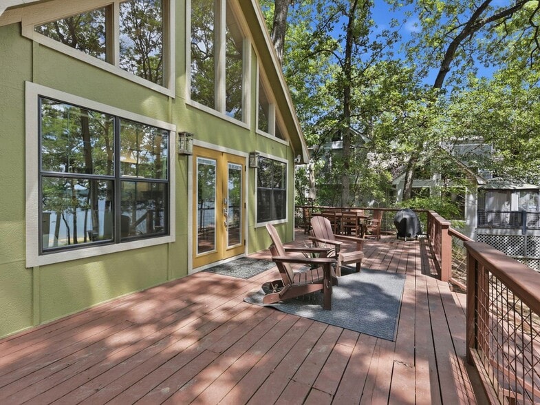 Primary Photo Of 104 Barker Creek Dr, Scroggins Specialty For Sale