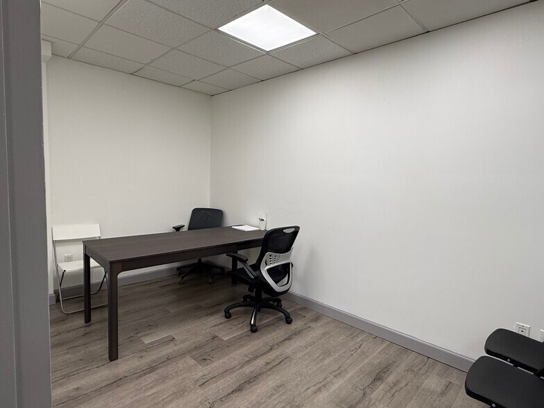 More Photos Of 36-36 Main St, Flushing Office For Lease
