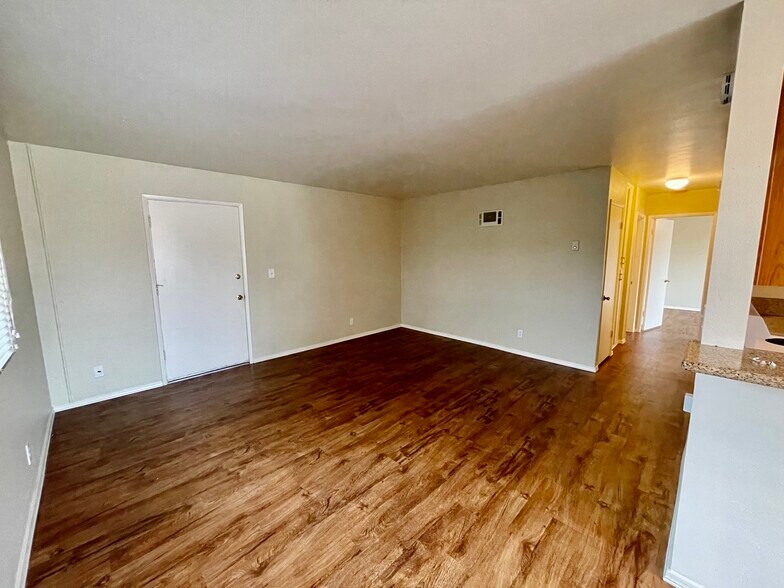 More Photos Of 2605 Madison Ave, San Diego Apartments For Sale