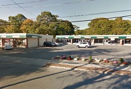 More Photos Of 246-270 Lake Ave, Saint James Unknown For Lease