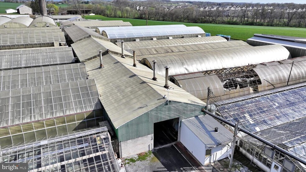 More Photos Of 501 W Washington Ave, Myerstown General Retail For Sale