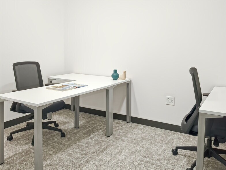 More Photos Of 2014 Blake Avenue NW, Canton Office For Lease