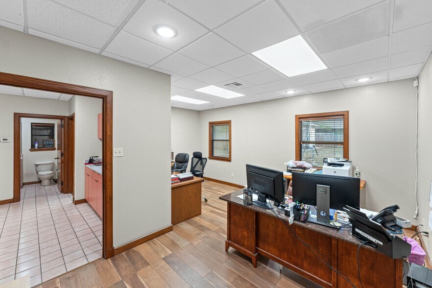 More Photos Of 4514 Billy Sames, Adkins Land For Sale