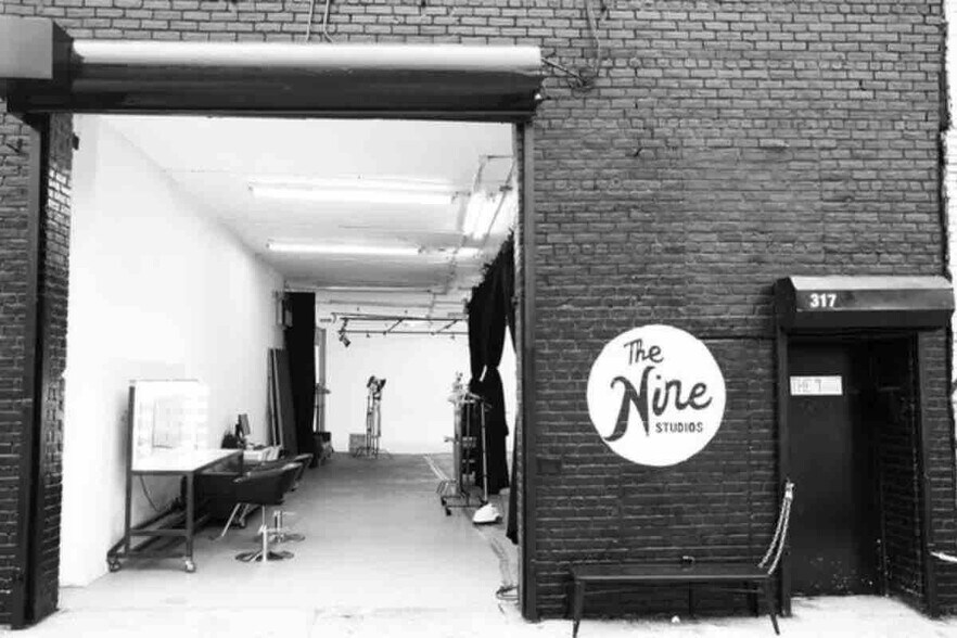 Primary Photo Of 317 Stagg St, Brooklyn Industrial For Lease