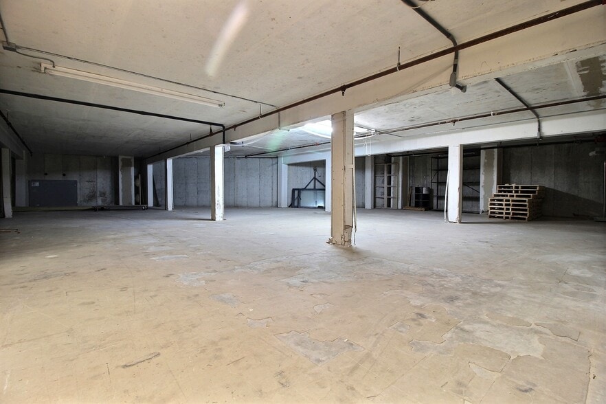 More Photos Of 267 Post Rd, Westerly General Retail For Lease