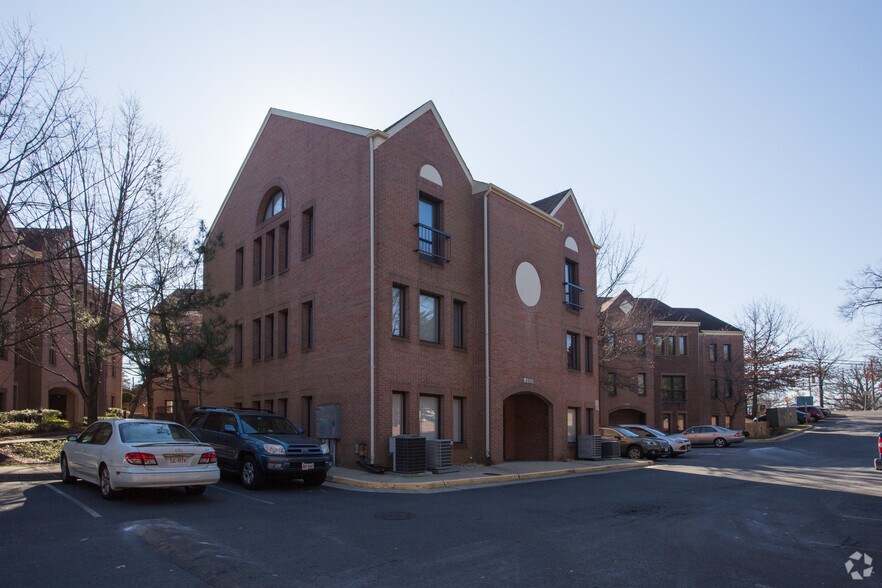More Photos Of 9310-9318 Old Keene Mill Rd, Burke Medical For Lease