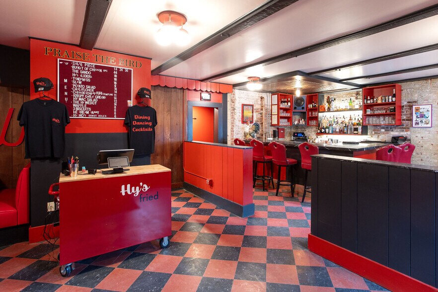 More Photos Of 264 Hillsdale Rd, Egremont Sports And Entertainment For Sale