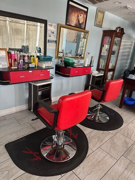 More Photos Of 641-681 S Beach Blvd, La Habra Unknown For Lease