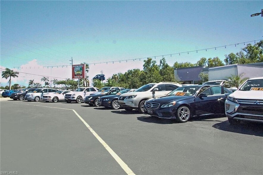More Photos Of 16070 S Tamiami Trl, Fort Myers Auto Dealership For Sale