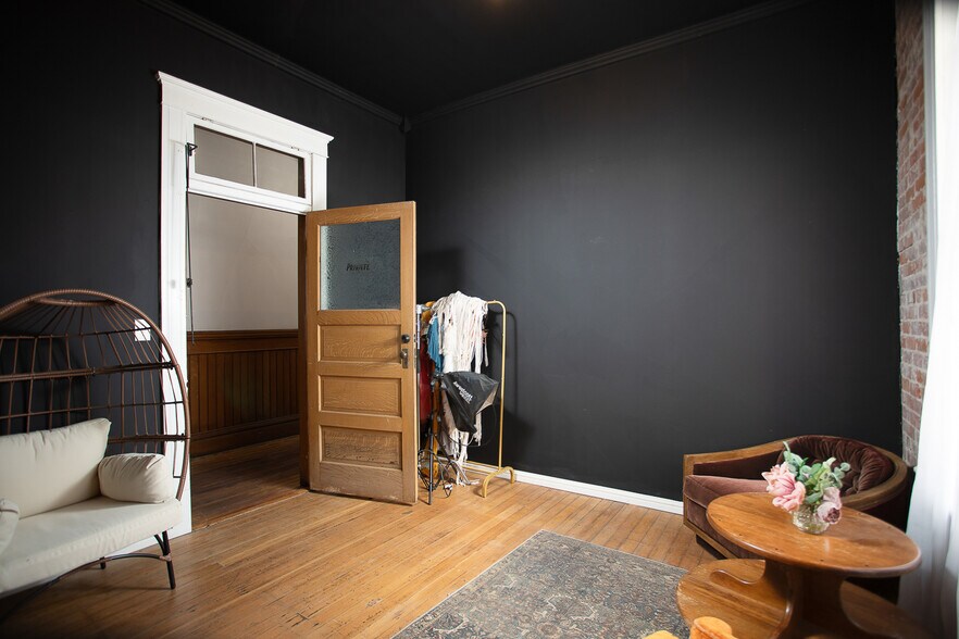 More Photos Of 479 B St, Biggs Storefront Retail Office For Sale